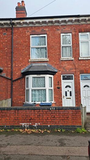 3 Bedroom Terraced House To Rent In Medlicott Road, Birmingham, B11