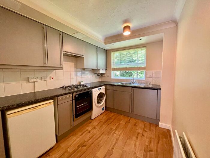 2 Bedroom Apartment For Sale In Royal Court Drive, Bolton, Lancashire, BL1 - Photo 8