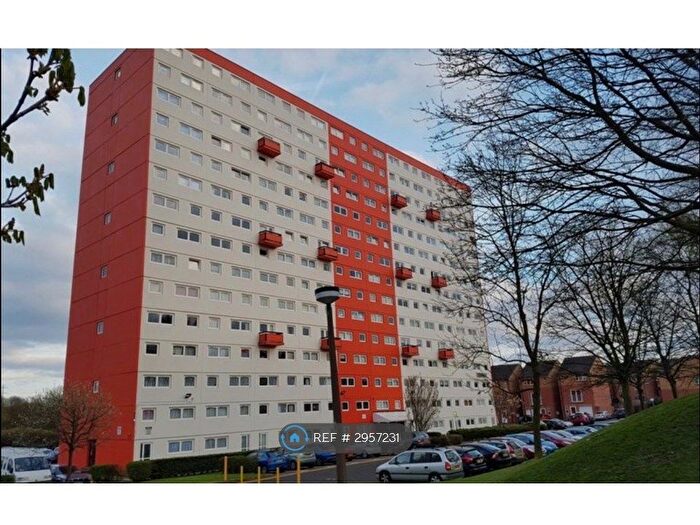 2 Bedroom Flat To Rent In Camberley, West Bromwich, B71