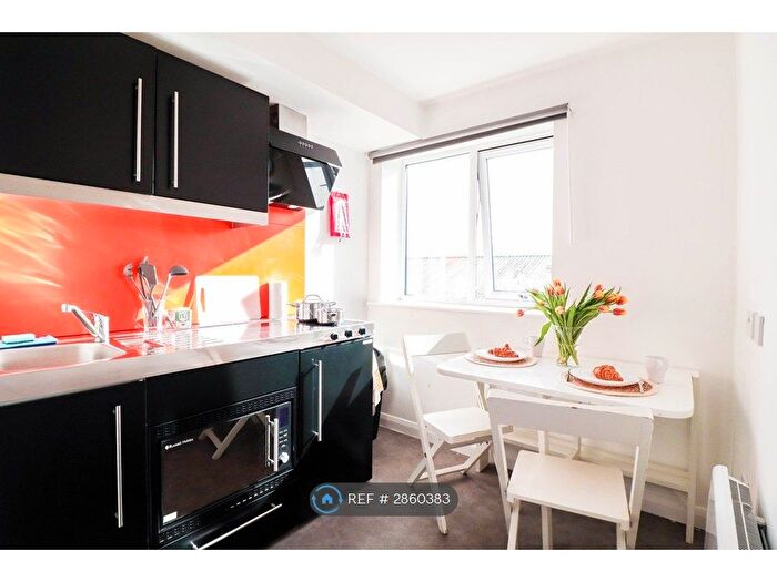 2 Bedroom Flat To Rent In St. Marys Road, Southampton, SO14