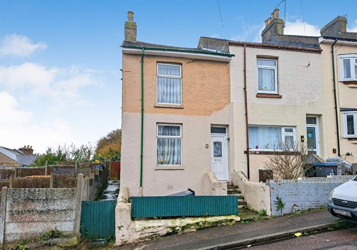 3 Bedroom End Of Terrace House For Sale In Widred Road, Dover, Kent, CT17