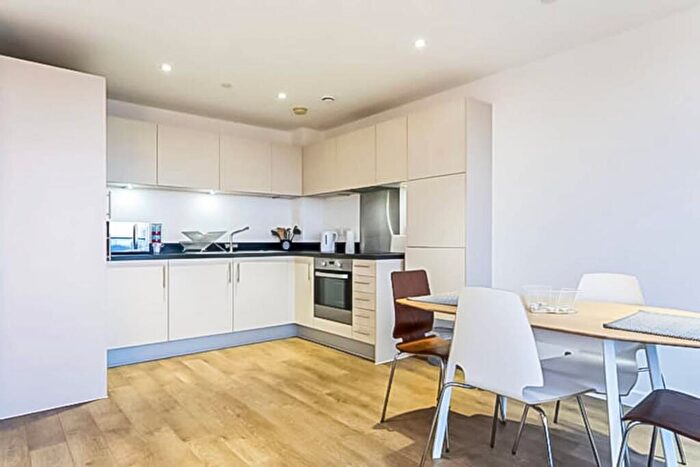 1 Bedroom Flat To Rent In Moro Apartments, Poplar, London, E14