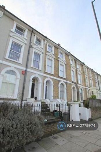 1 Bedroom Flat To Rent In Camden Park Road, London, NW1