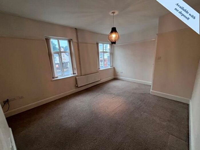 3 Bedroom Flat To Rent In Dillwyn Road, Sketty, Swansea, SA2