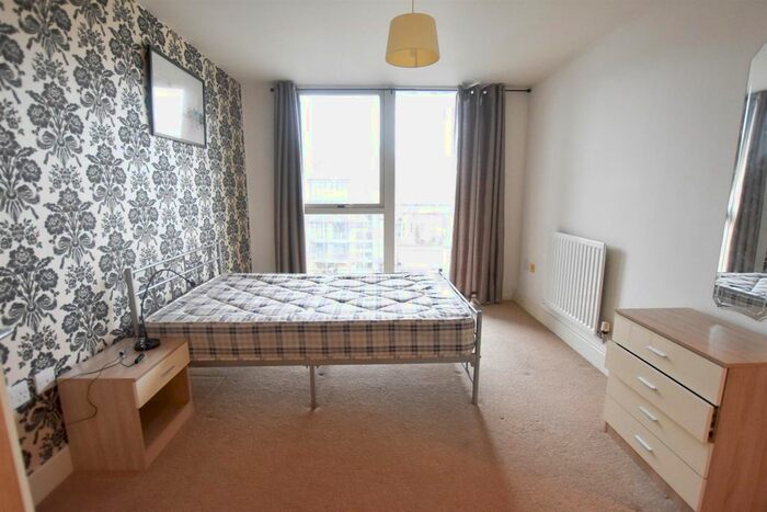 2 Bedroom Flat For Sale In Longleat Avenue, Edgbaston, Birmingham, B15