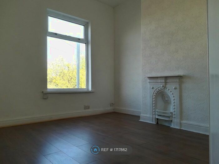 2 Bedroom Terraced House To Rent In Victoria Road, Stoke-On-Trent, ST1