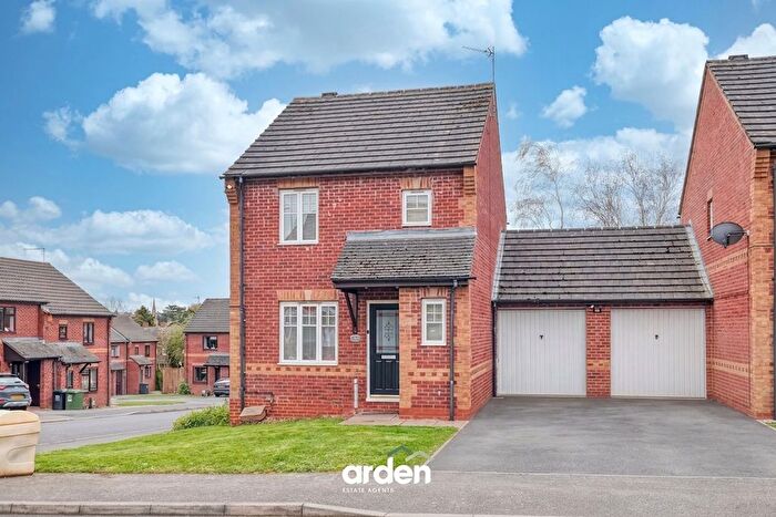 3 Bedroom Detached House For Sale In Boot Piece Lane, Redditch, B97