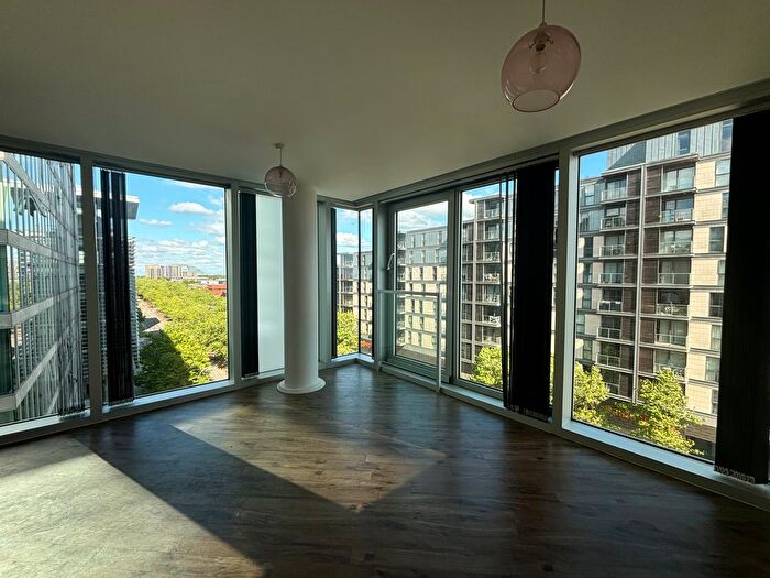 2 Bedroom Flat To Rent In Witan Gate, Milton Keynes, MK9