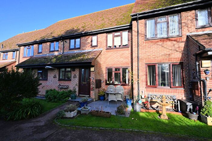 2 Bedroom Flat For Sale In Gateway Lodge, Felpham Road, Felpham, Bognor Regis, PO22