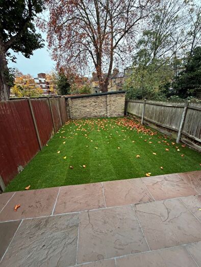 1 Bedroom Maisonette To Rent In Kelross Road, London, N5