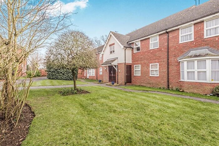 2 Bedroom Flat To Rent In Dunsters Mead, Welwyn Garden City, AL7