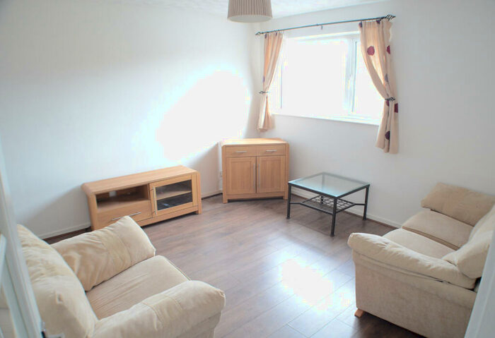 1 Bedroom Apartment To Rent In Corn Mill Crescent, Exeter, Devon, EX2