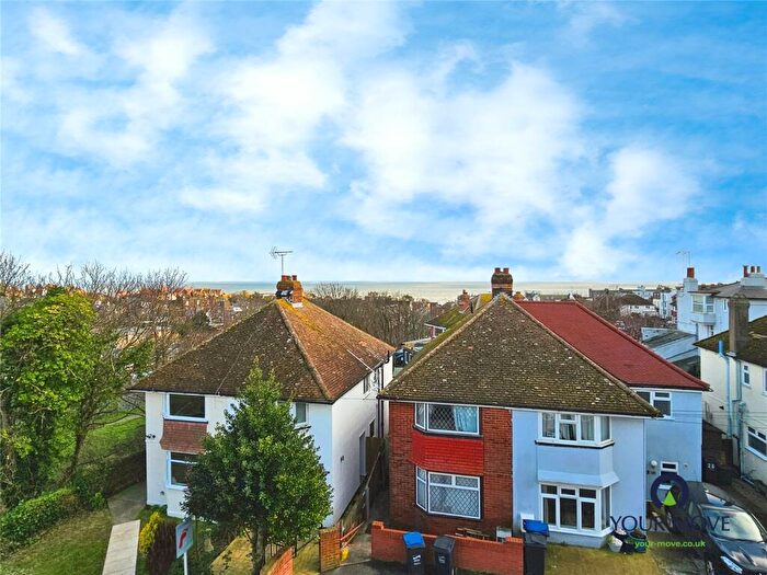 1 Bedroom Flat For Sale In Belmont Road, Broadstairs, Kent, CT10