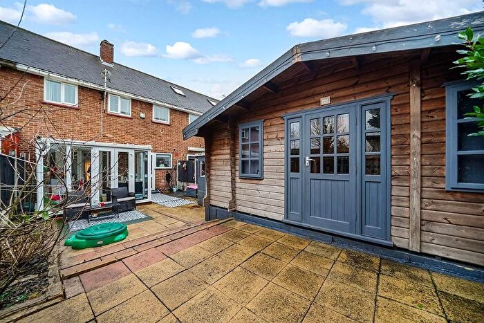 2 Bedroom Terraced House To Rent In Whitefields Road, Cheshunt, EN8