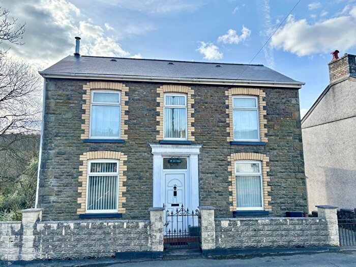 3 Bedroom Detached House For Sale In Commercial Road, Rhydyfro, Pontardawe, Swansea., SA8