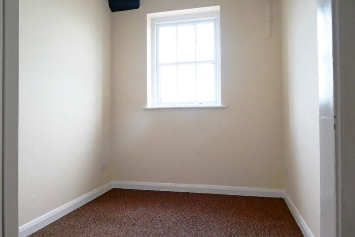 2 Bedroom Flat To Rent In Charlotte Street, Hull, HU1