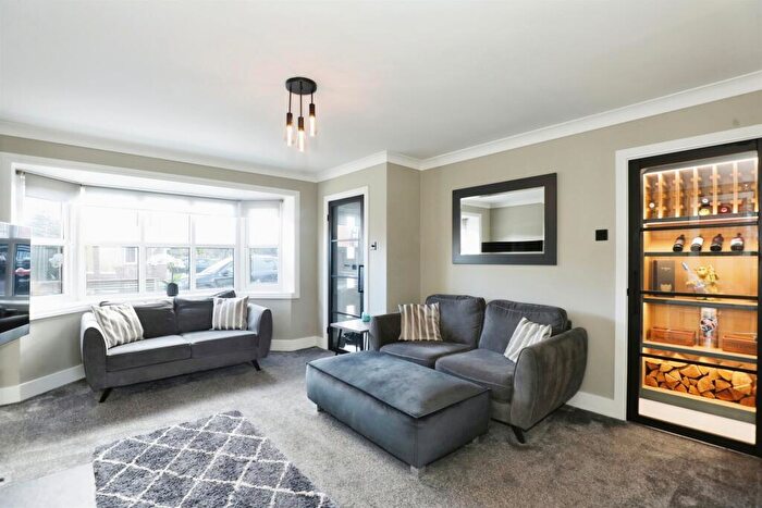 4 Bedroom Detached House For Sale In School Road North, Rudheath, Northwich, CW9