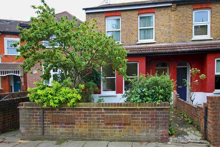 1 Bedroom Flat To Rent In Dudley Gardens, London, W13