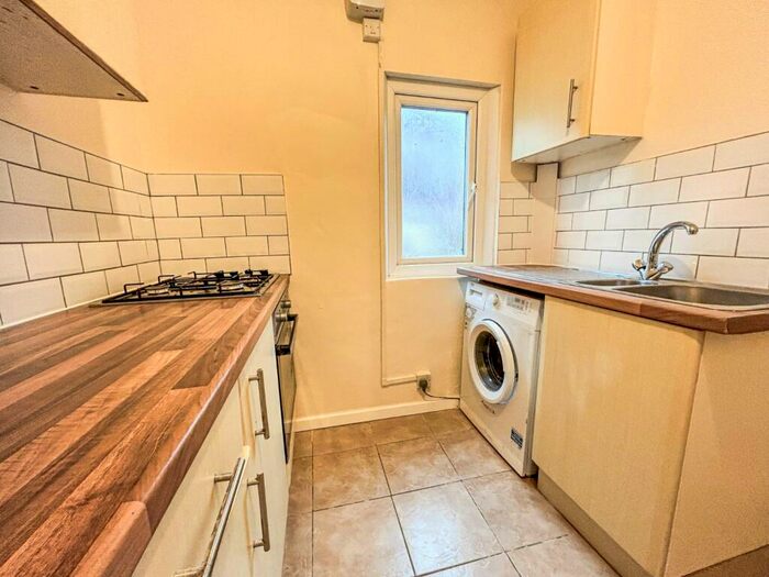 2 Bedroom Terraced House To Rent In Claremont Road, Manchester, M14