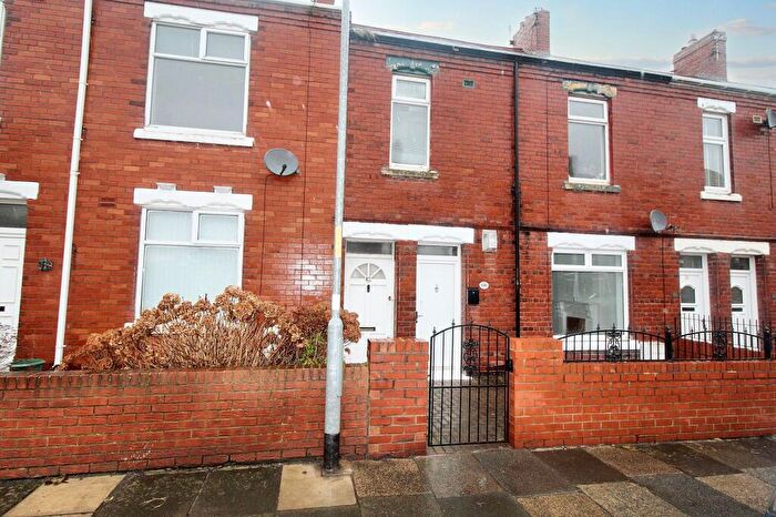 2 Bedroom Flat To Rent In Plessey Road, Blyth, NE24