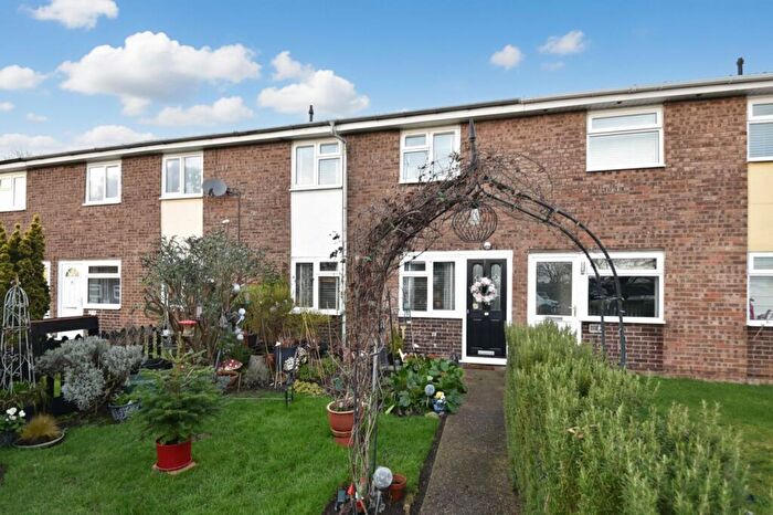3 Bedroom Terraced House For Sale In Duck Lane, St. Neots, PE19