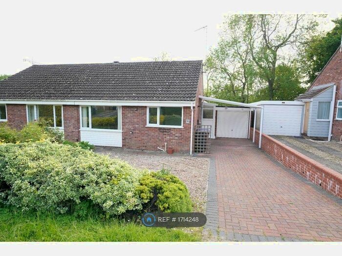 2 Bedroom Bungalow To Rent In Maltward Avenue, Bury St. Edmunds, IP33