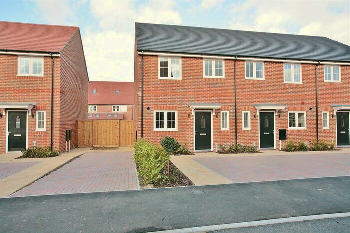 2 Bedroom End Of Terrace House To Rent In Elm Bridge Mead, Benson, Oxfordshire, OX10
