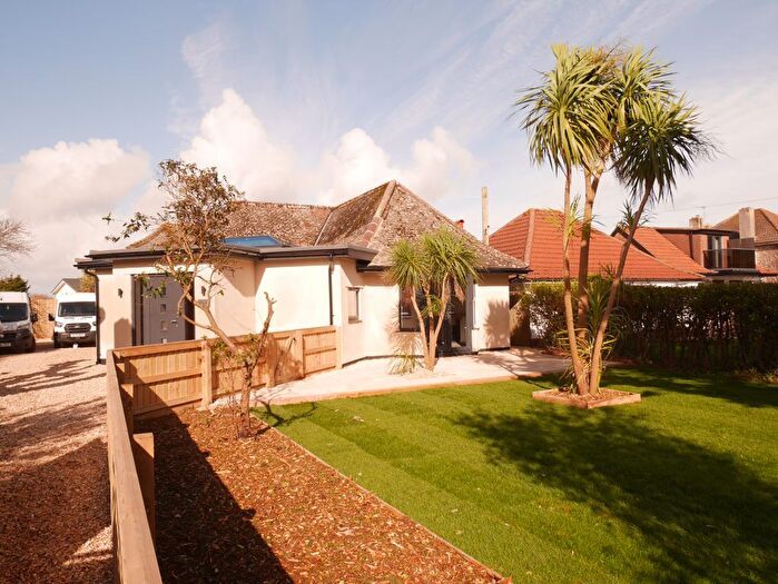 3 Bedroom Bungalow To Rent In Crooks Lane, Kewstoke, Weston Super Mare, BS22