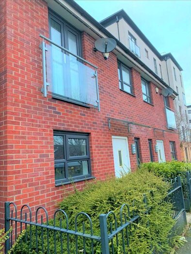 3 Bedroom Semi-Detached House To Rent In Great Clowes Street, Salford, M7