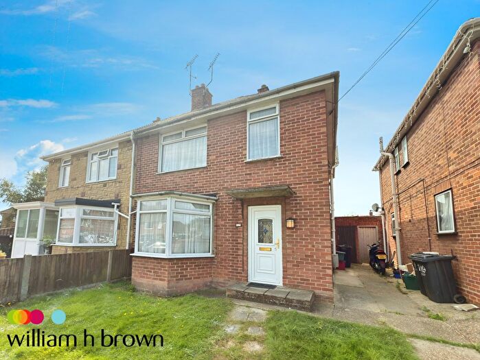 3 Bedroom Property To Rent In Windmill Park, Clacton-On-Sea, CO15