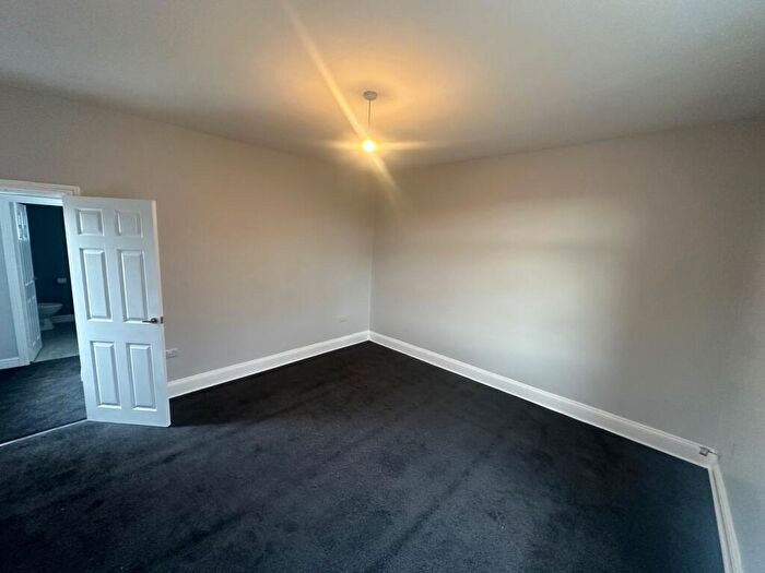 2 Bedroom End Of Terrace House To Rent In Clayton Street, BB8