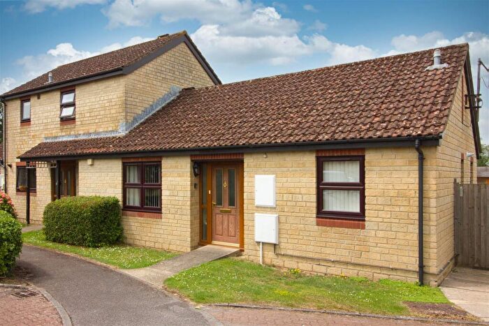 2 Bedroom Semi-Detached Bungalow For Sale In Orchard Court, Arches Lane, Malmesbury, SN16
