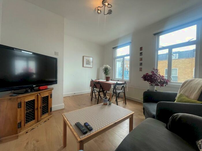 2 Bedroom Flat To Rent In Plender Street, Camden Town, NW1