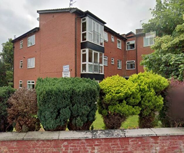 1 Bedroom Flat To Rent In Heaton Court, Prestwich, M25