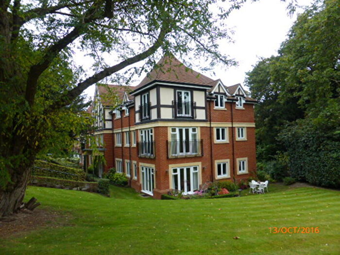 2 Bedroom Apartment To Rent In Wray Common Road, Reigate, RH2