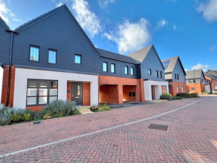 4 Bedroom Terraced House For Sale In Argyle Drive, Abingdon, Oxfordshire, OX14