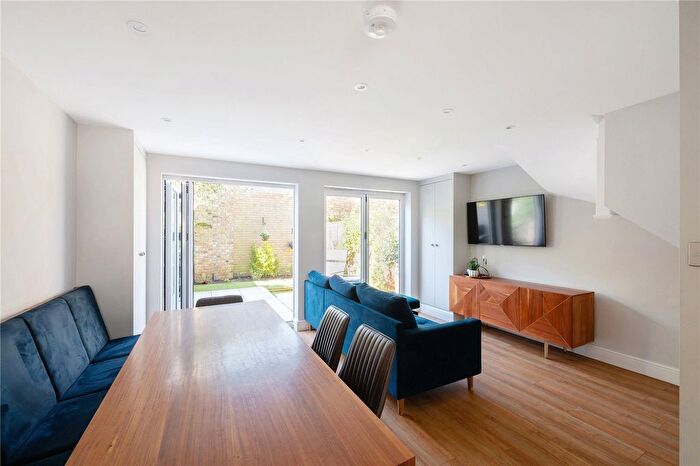 4 Bedroom Terraced House For Sale In Waldo Close, Abbeville Village, SW4