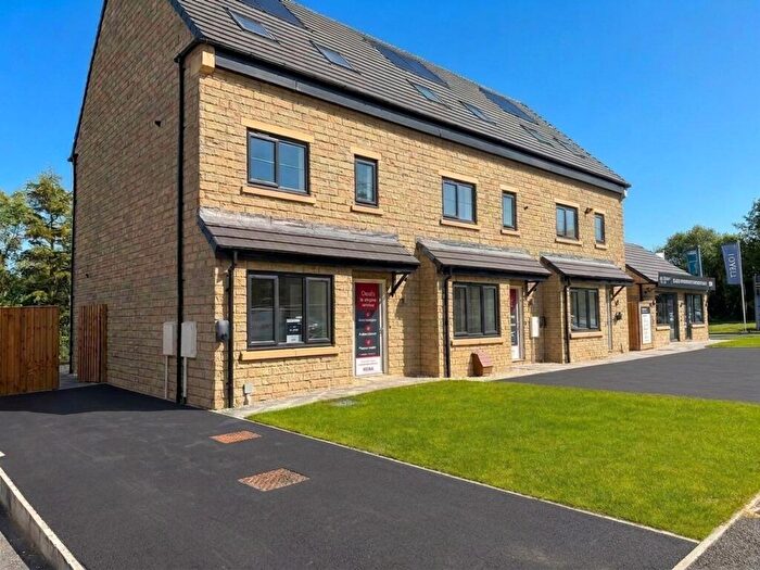 3 Bedroom Terraced House For Sale In The Osbourne, Garrett Grove, Skelmanthorpe, HD8