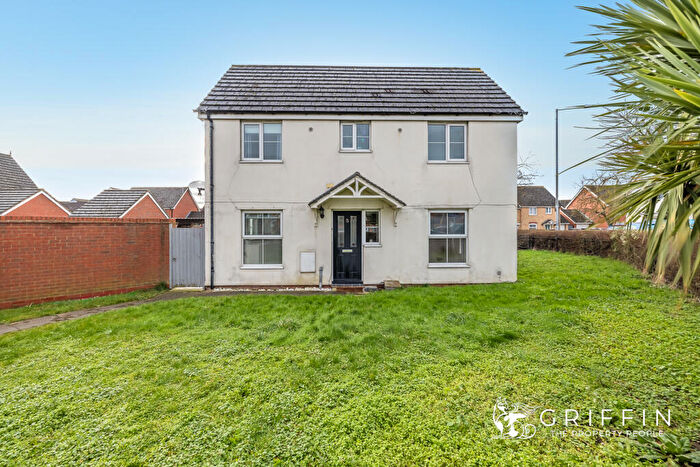 3 Bedroom Detached House For Sale In Hill House Drive, Chadwell St. Mary, Chadwell St Mary, RM16