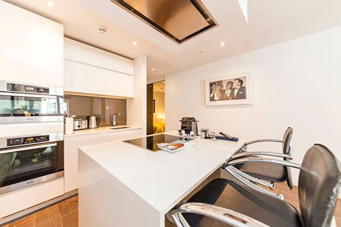 2 Bedroom Flat To Rent In Strand, Strand, WC2R
