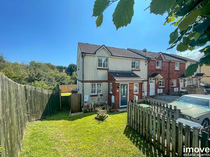 2 Bedroom End Of Terrace House To Rent In St. Kitts Close, Torquay, TQ2