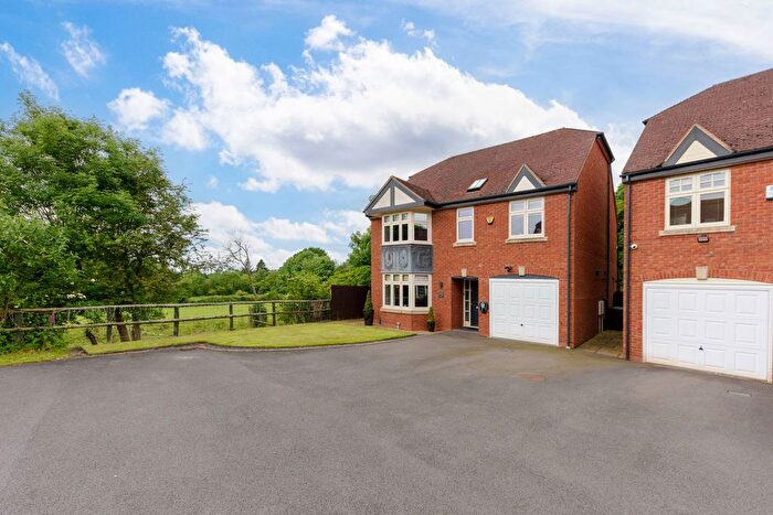5 Bedroom Detached House For Sale In Birmingham Road, Lydiate Ash, Bromsgrove, B61
