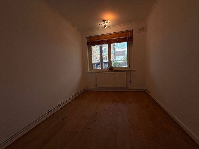 2 Bedroom Flat To Rent In Benworth Street, London, E3