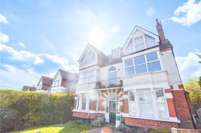 1 Bedroom Flat To Rent In South Norwood Hill, London, SE25