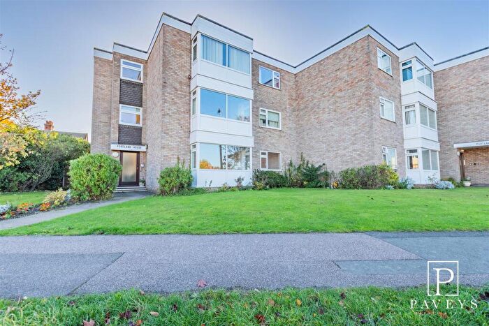 Flat For Sale In Fourth Avenue, Frinton-On-Sea, CO13