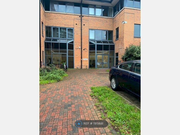 1 Bedroom Flat To Rent In Riverbank Way, Brentford, TW8