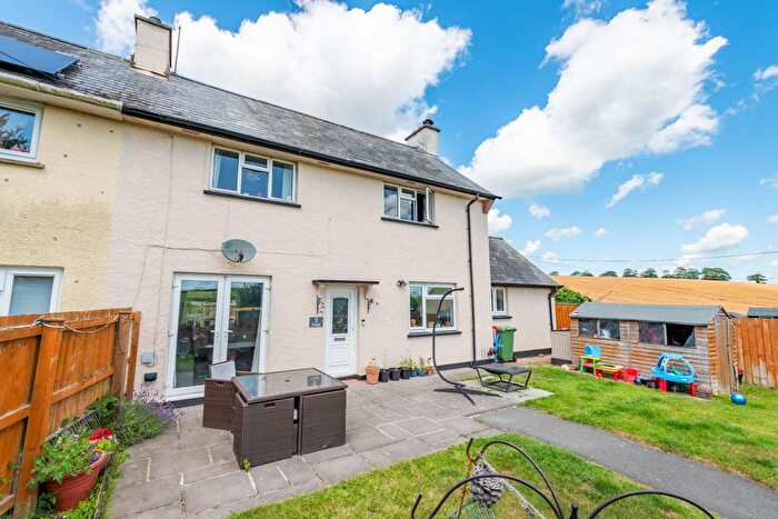 3 Bedroom Semi-detached House For Sale In Hillside, George Nympton, EX36