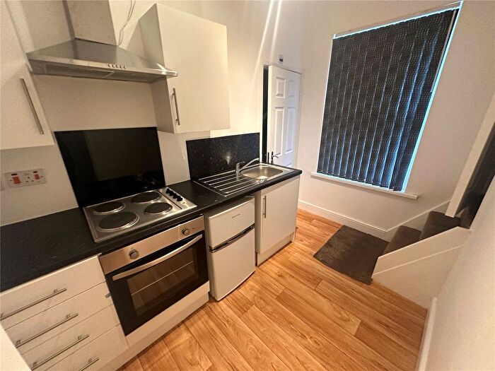 4 Bedroom Detached House To Rent In Maple Street, Middlesbrough, Cleveland, TS1