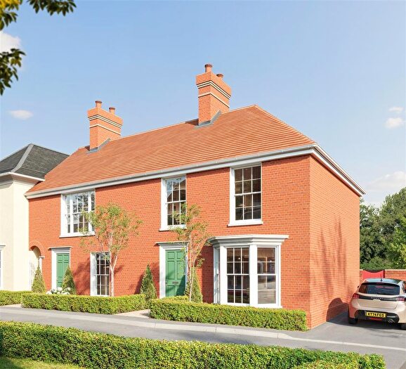3 Bedroom End Of Terrace House For Sale In Mellinges Close, West Malling, ME19