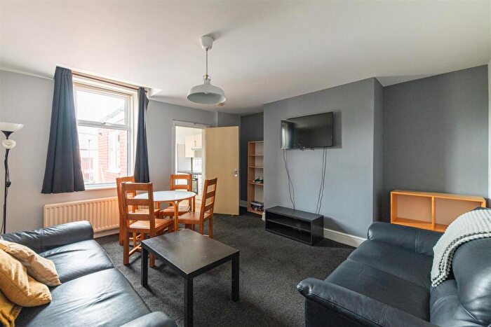 6 Bedroom Maisonette To Rent In Hotspur Street, Heaton, Newcastle Upon Tyne, NE6